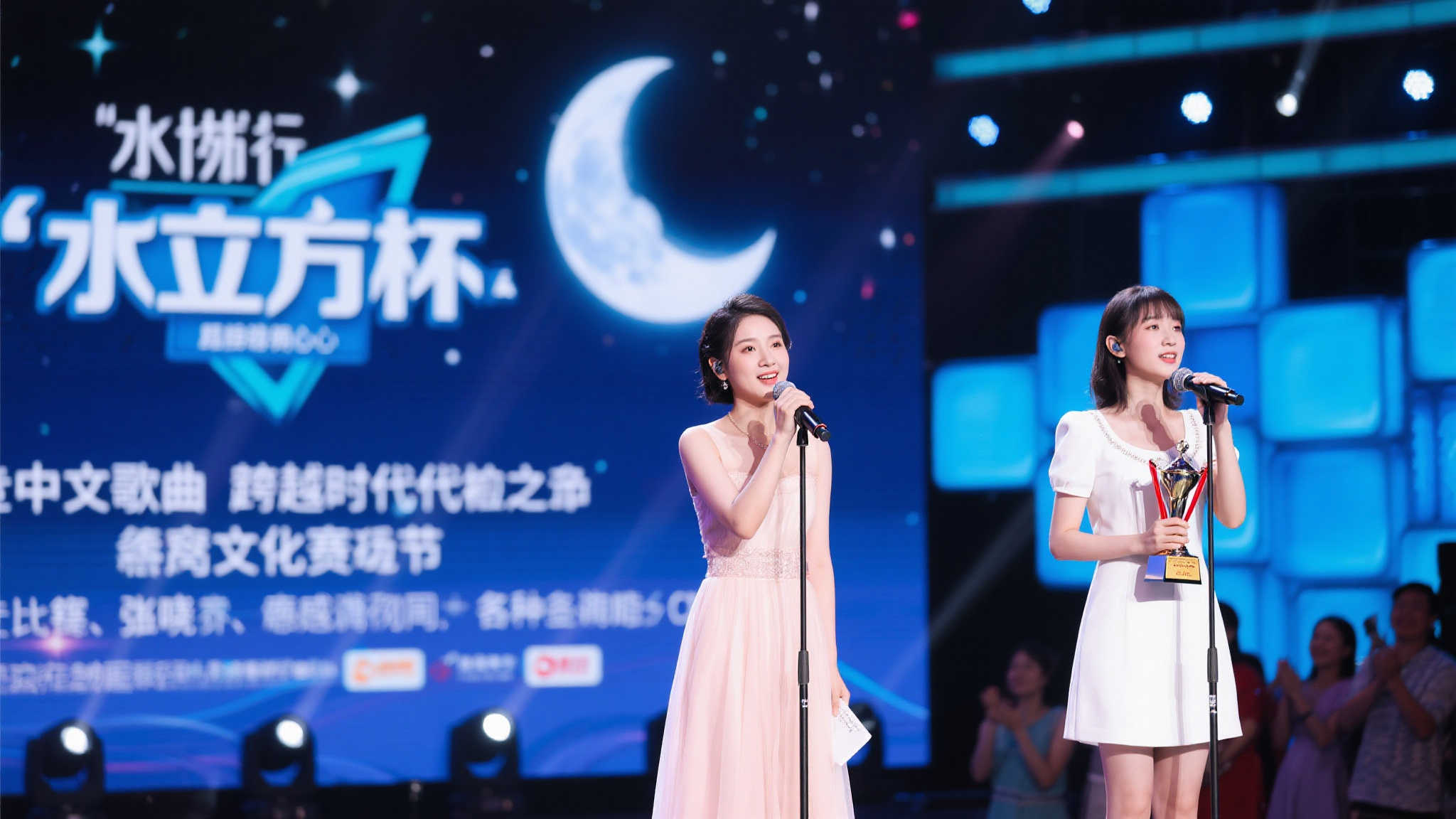 家队对球员